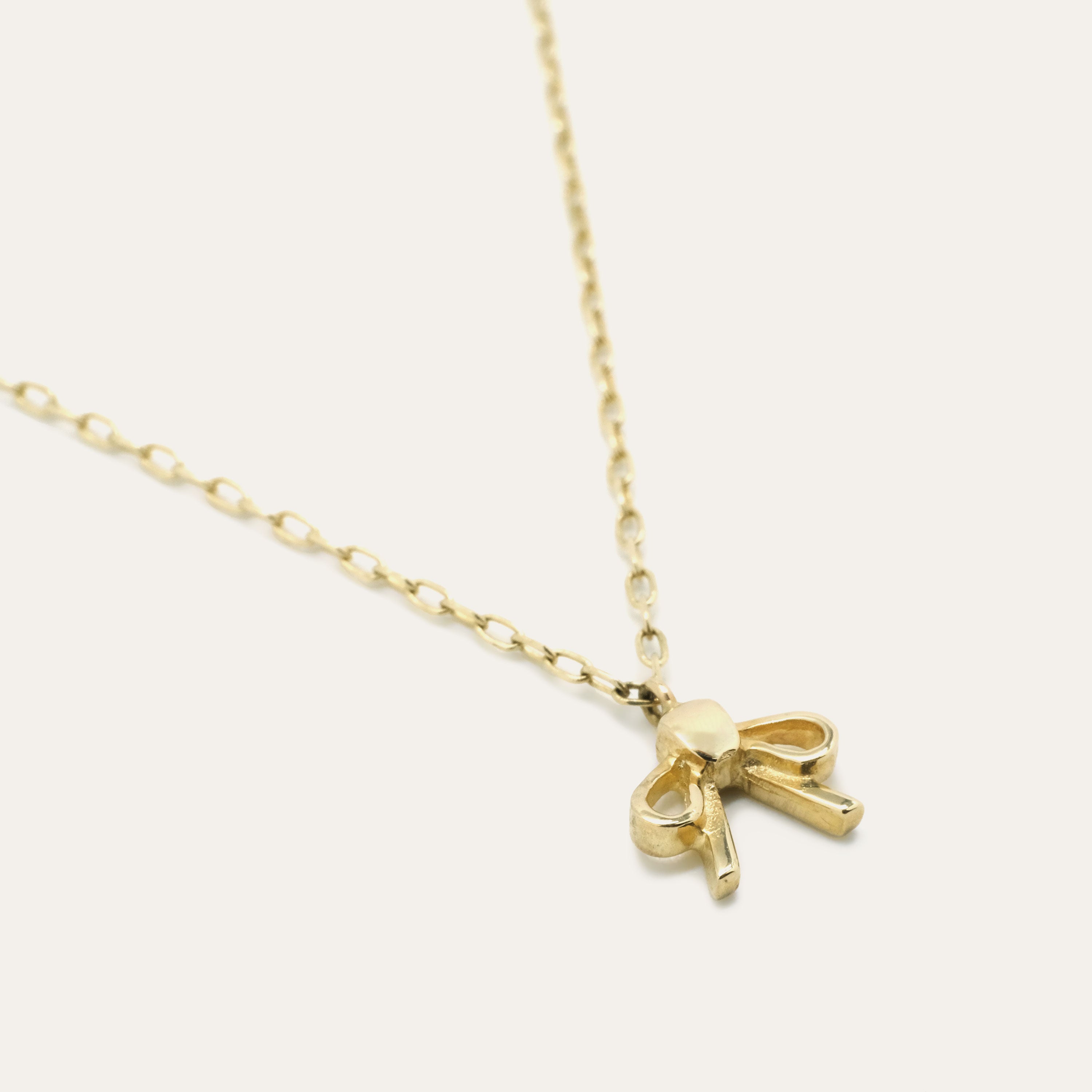 Petit Bow Necklace